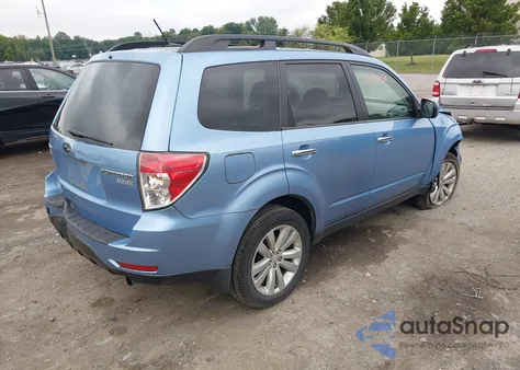 2011 Subaru Forester 2.5X Premium z USA, uszkodzony, nr VIN JF2SHADC9BH705378